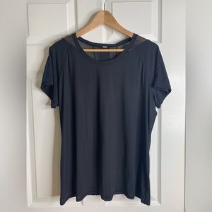 Lululemon Seek the Heat Tee Black Size 12